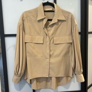 Brand new. Unwore. No tag